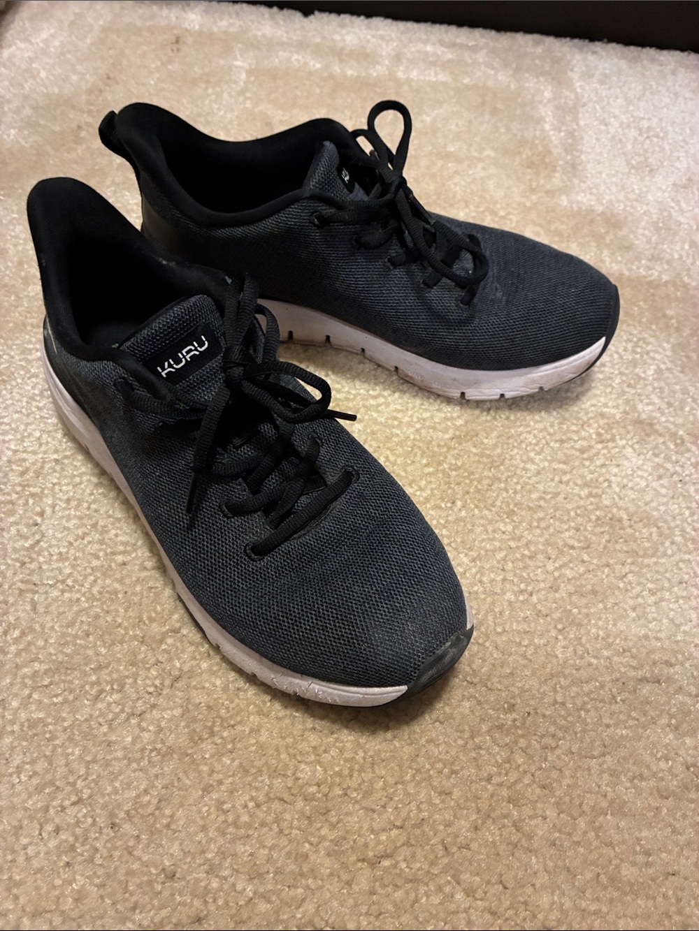 Well worn KURU Flex via sz 9